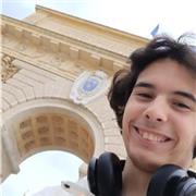 Professeur donnant des cours de sciences, collège jusqu'à bac+2